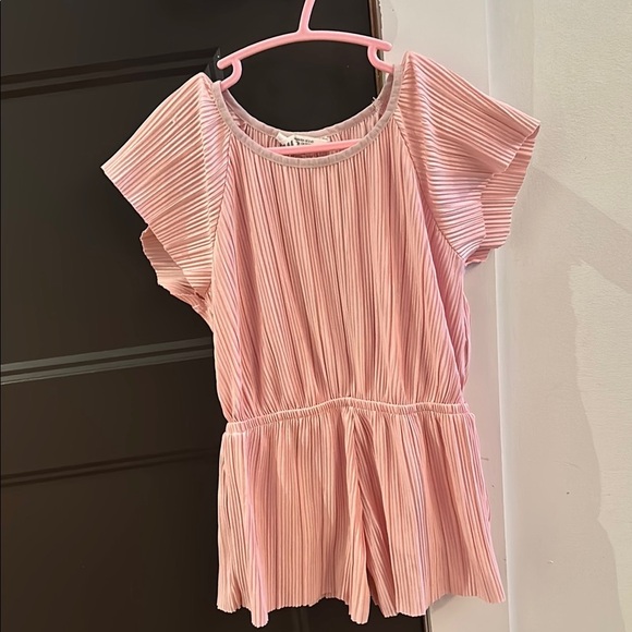 H&M Pink One Piece Blouse with Flutter Sleeves and Gathered Waist - Picture 1 of 7